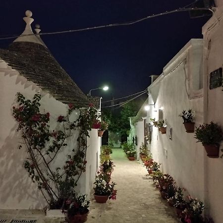 Trullo "Vicolo Fiorito" Vila Alberobello Exterior foto