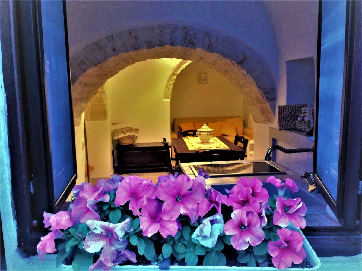 Trullo "Vicolo Fiorito" Vila Alberobello Exterior foto